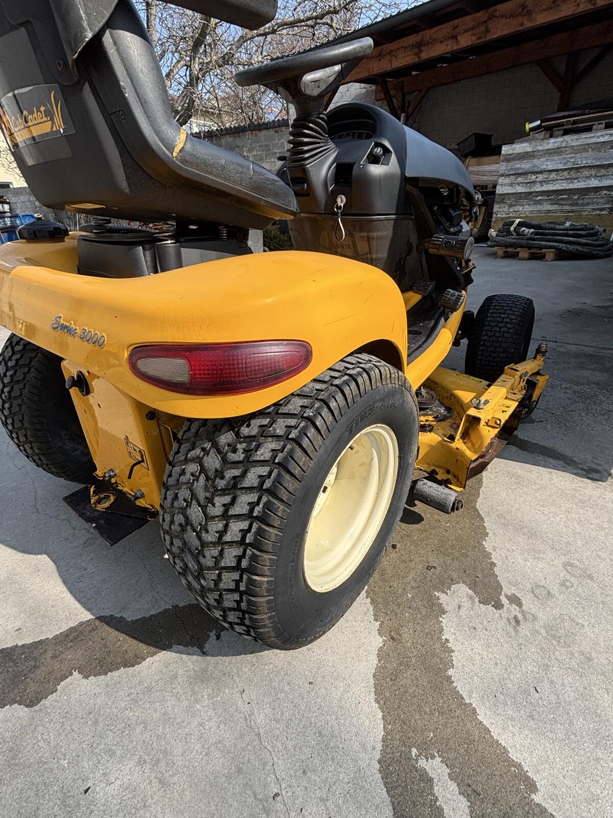 Cub Cadet serie 3000 2