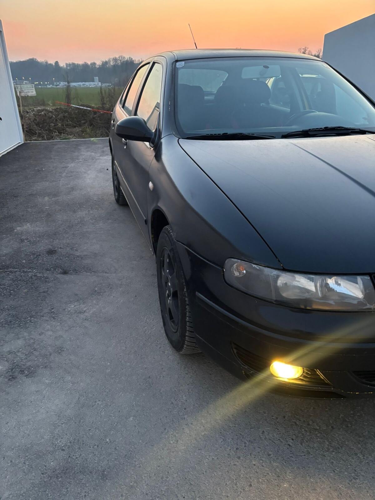 Seat Leon 1.9TDi mit PICKERL 3