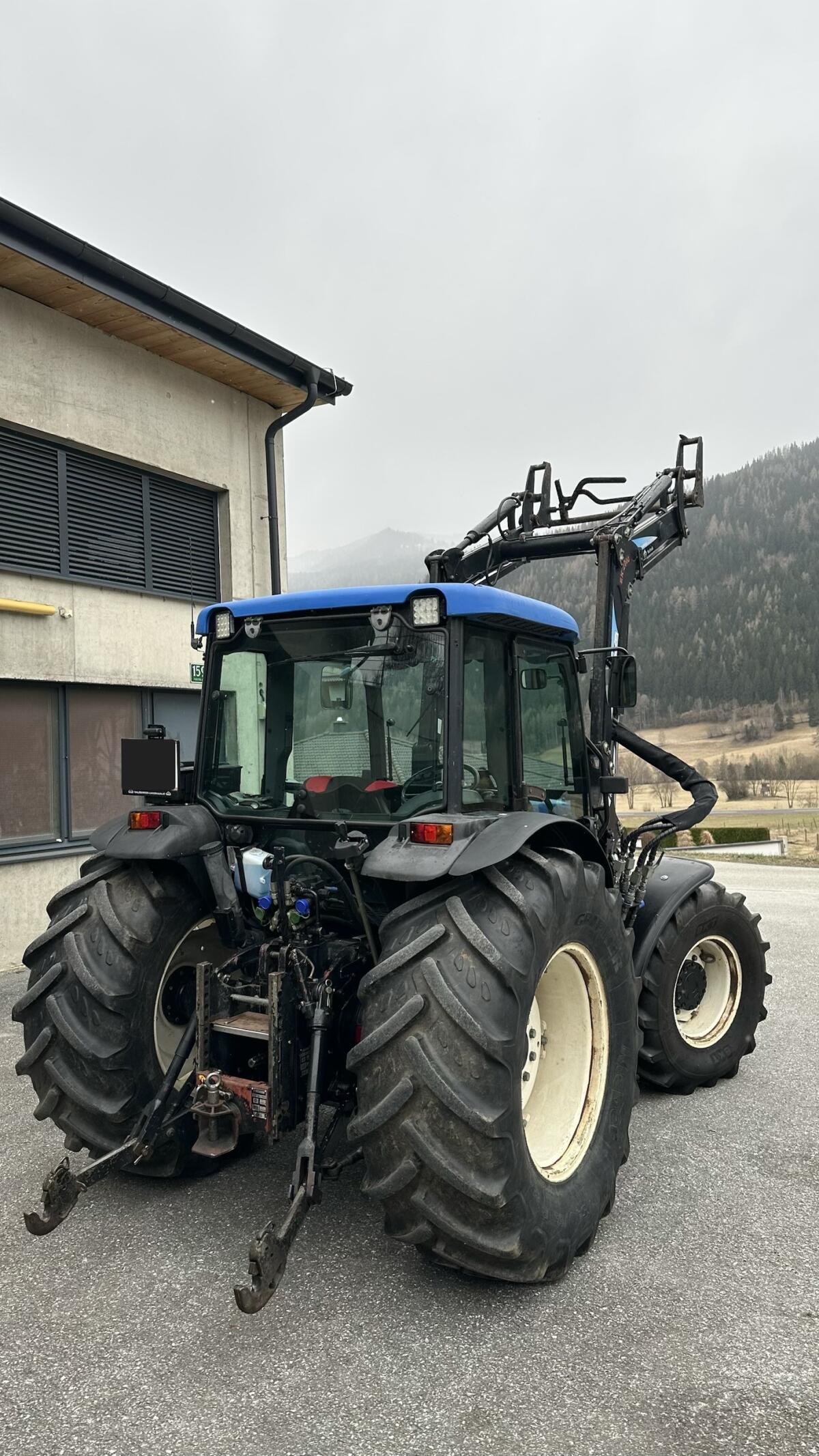 New Holland TN-70 DA 2