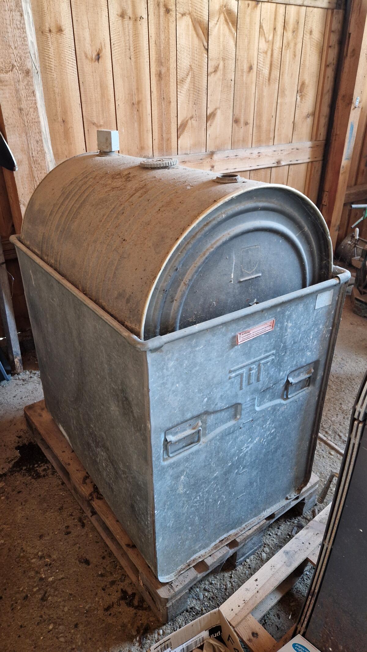 Heizöltank 600 Liter 2