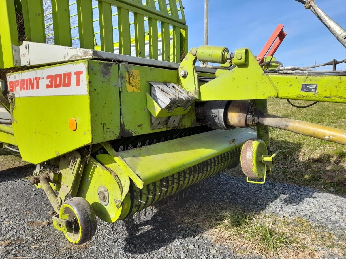 Ladewagen Claas 300T 2