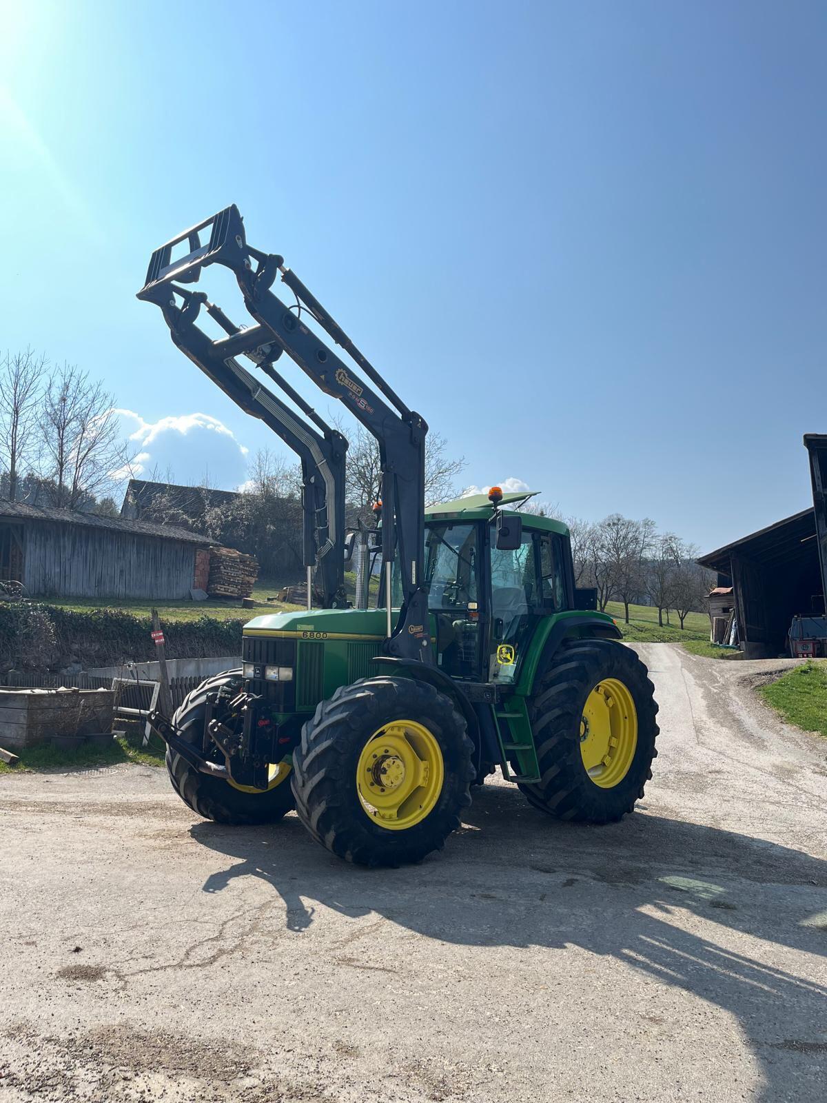 John Deere 6800 2