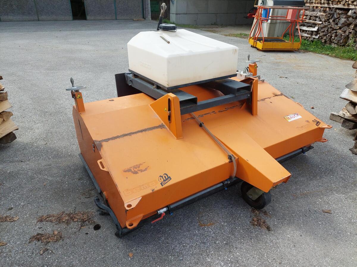BEMA Kehrmaschine 3