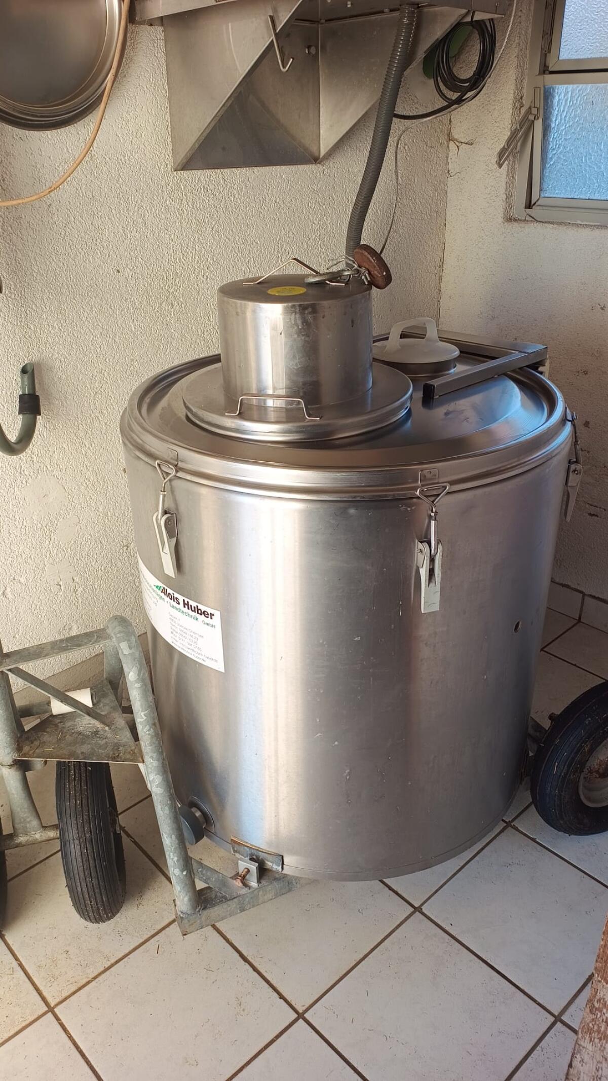 Verkaufe Milchtank 350 L 2