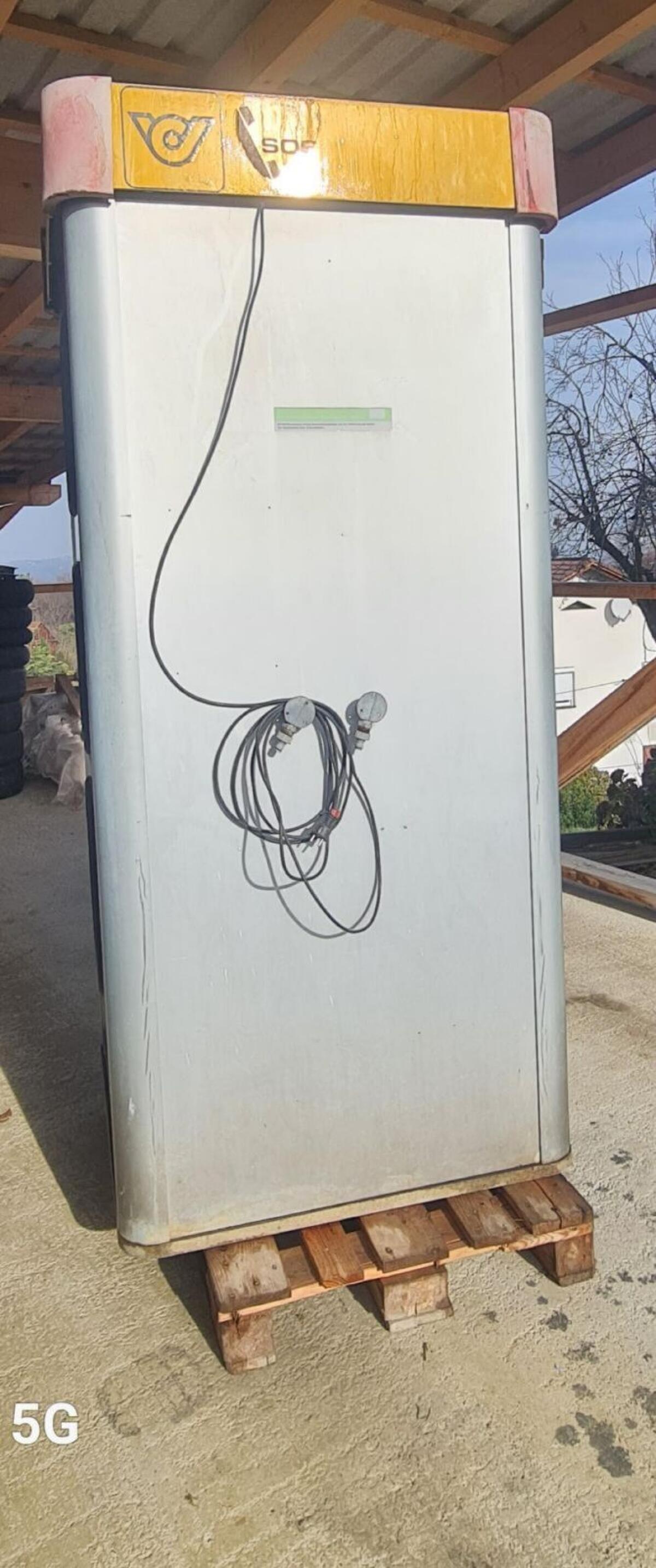 Telefonzelle umgebaut 3