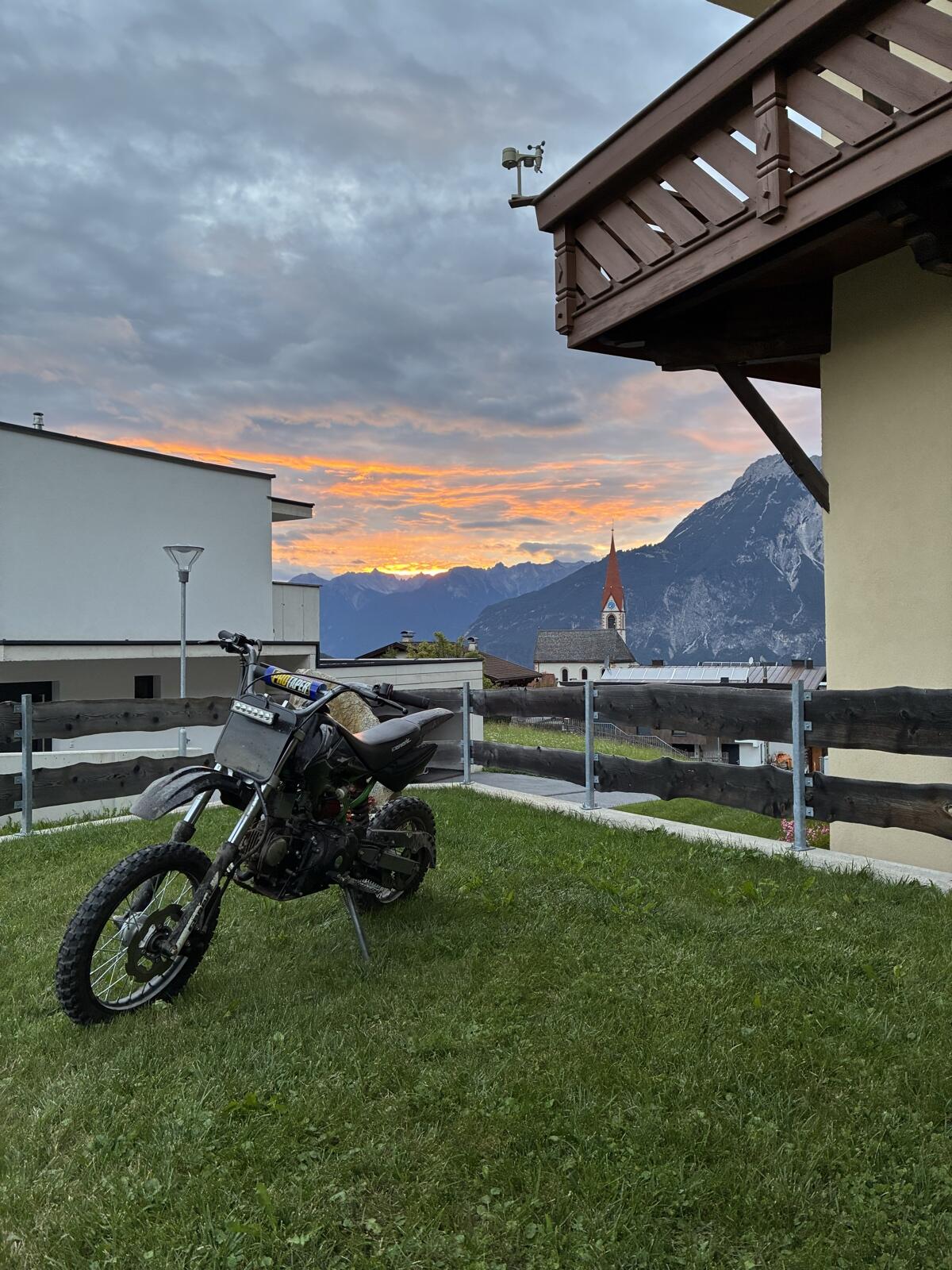 Generic XRX125 Pitbike 3