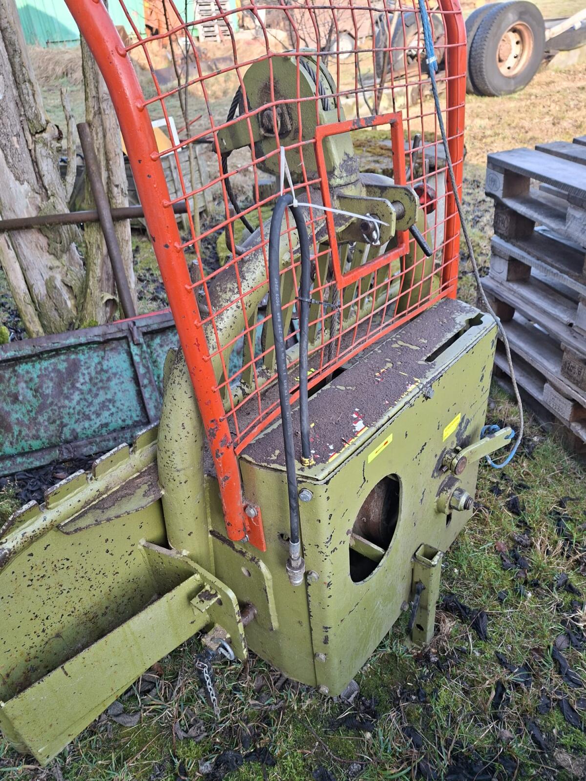 Seilwinde Holzknecht mit hydr. Betätigung 2