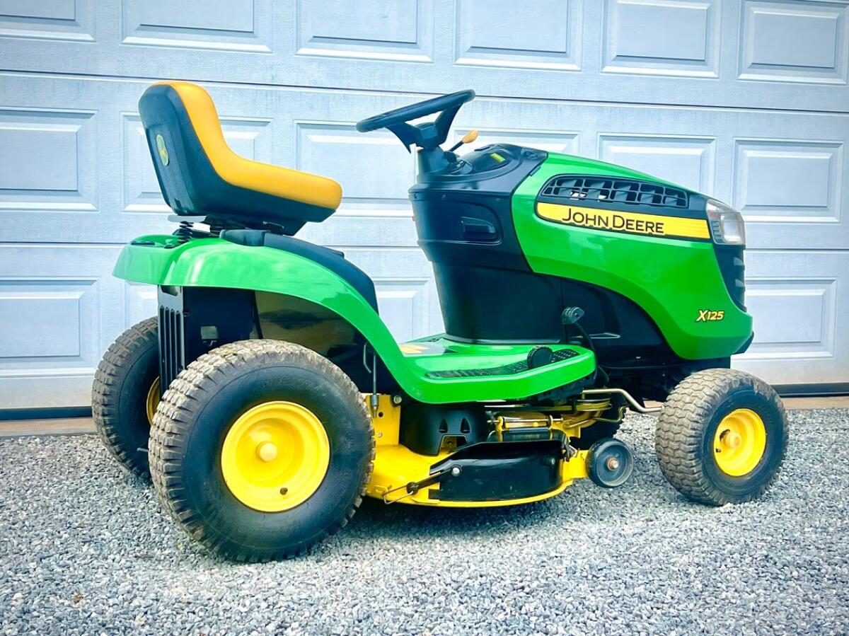 John Deere X125 2