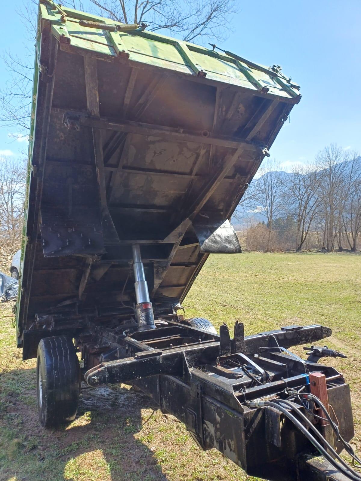 Anhänger Traktor 3