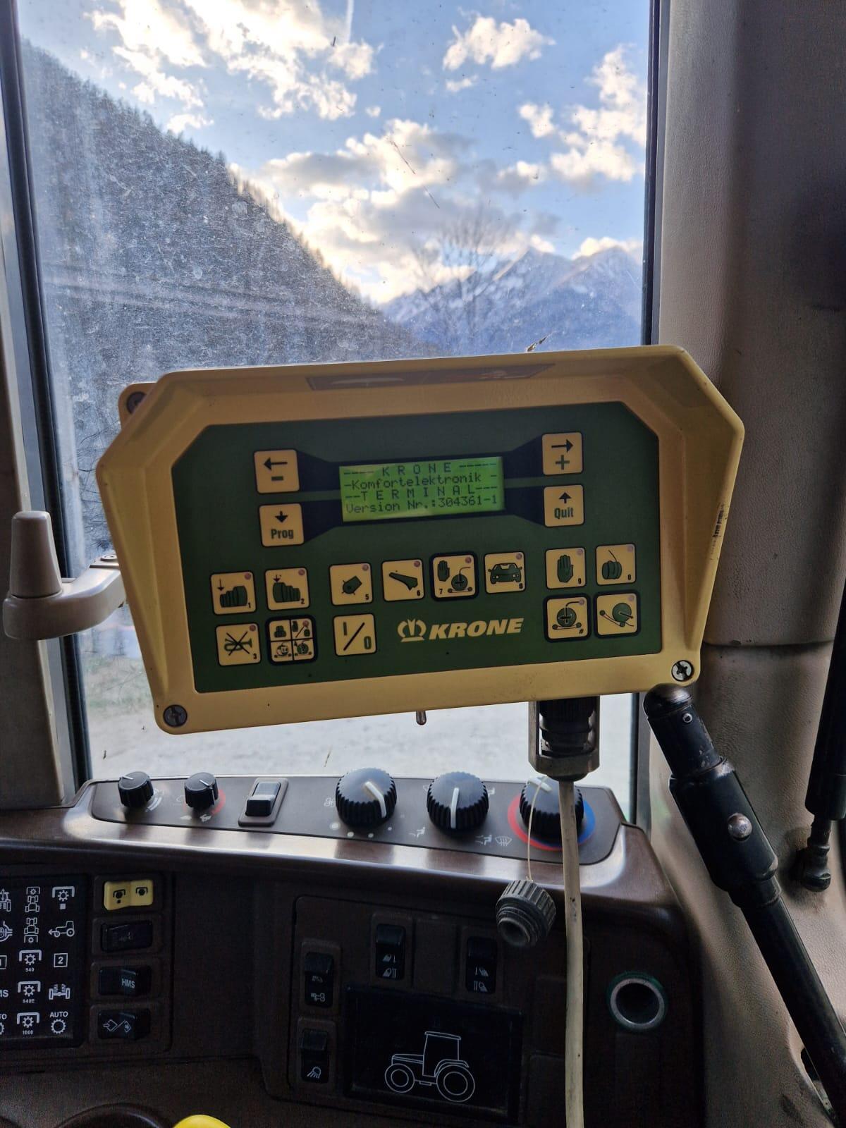 Rundballenpresse Krone Combi Pack 1500 VMC Variable 2