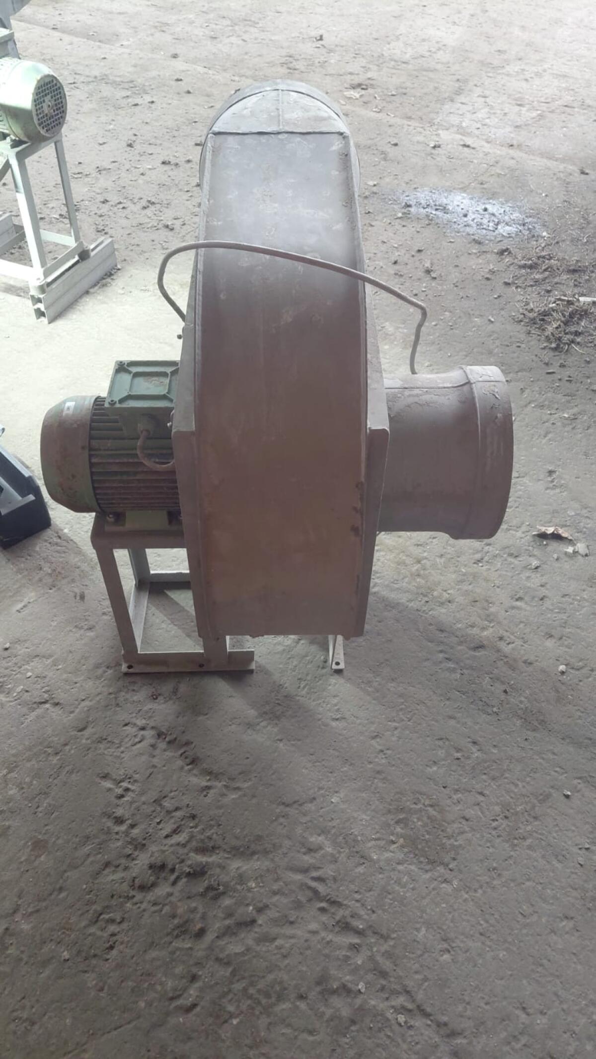 Ventilatoren Abluftgebläse 2