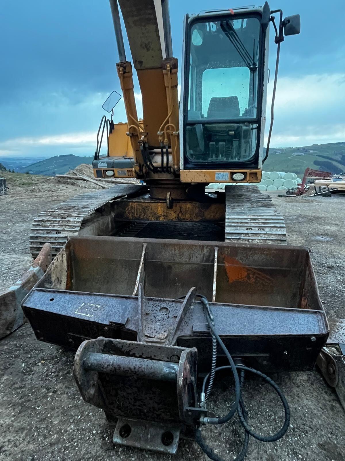 Liebherr 902 Litronic 3