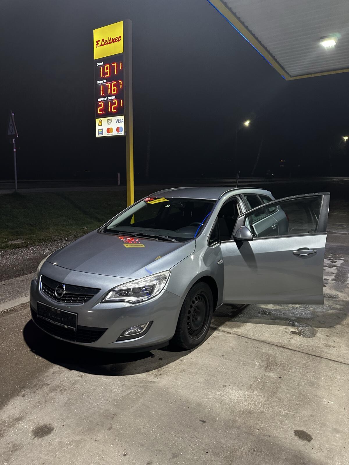 Opel Astra 2