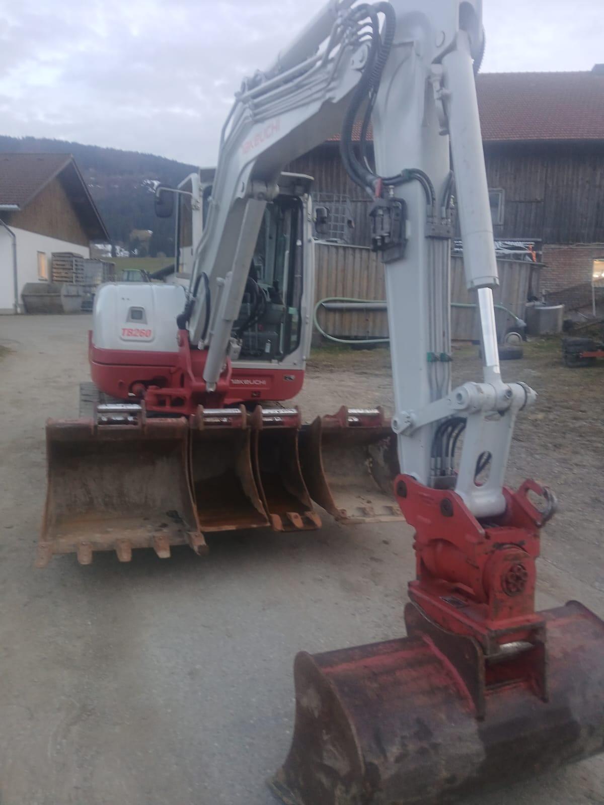 Takeuchi TB260 3