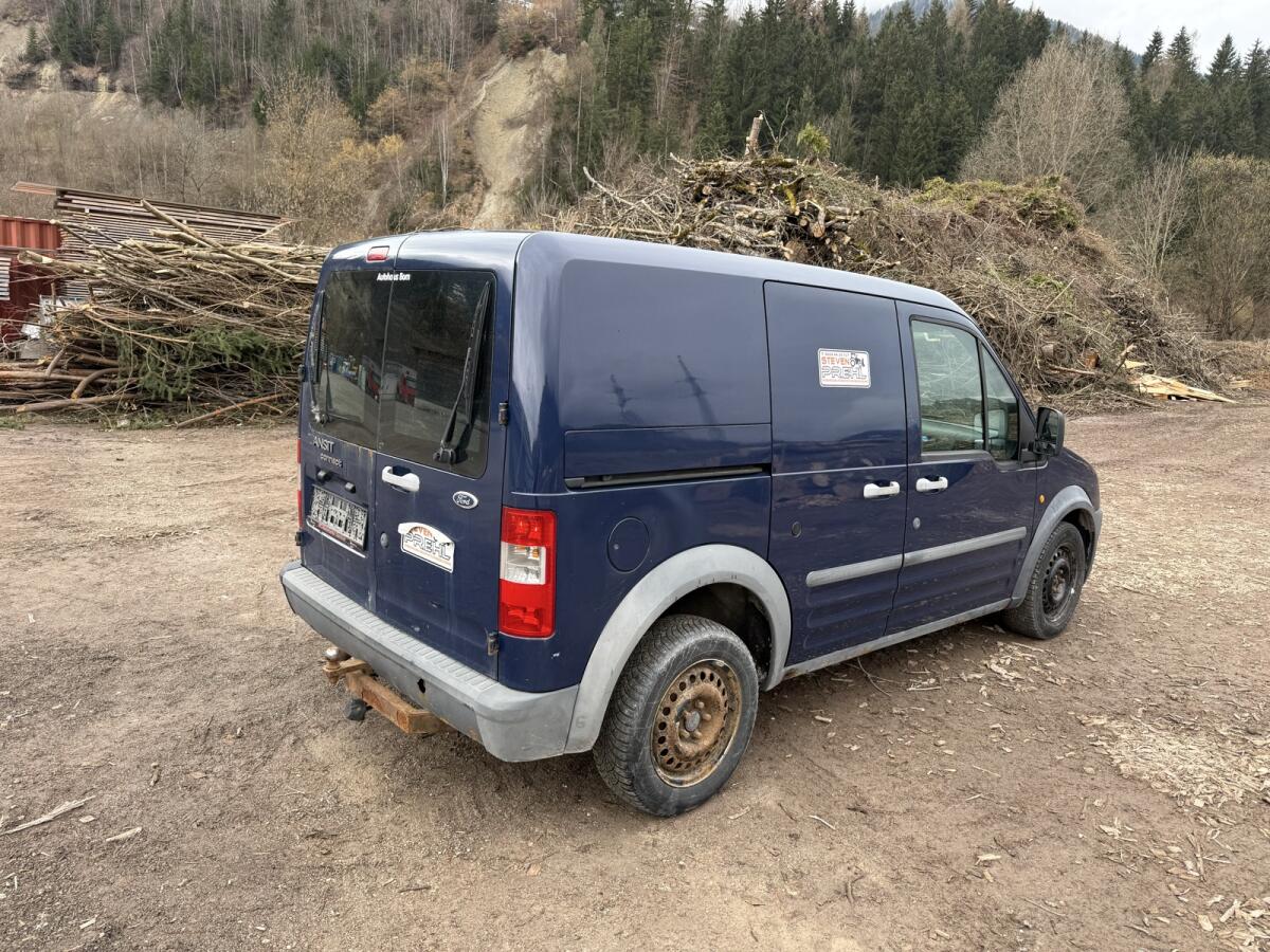 Ford Transit Connect T220 3