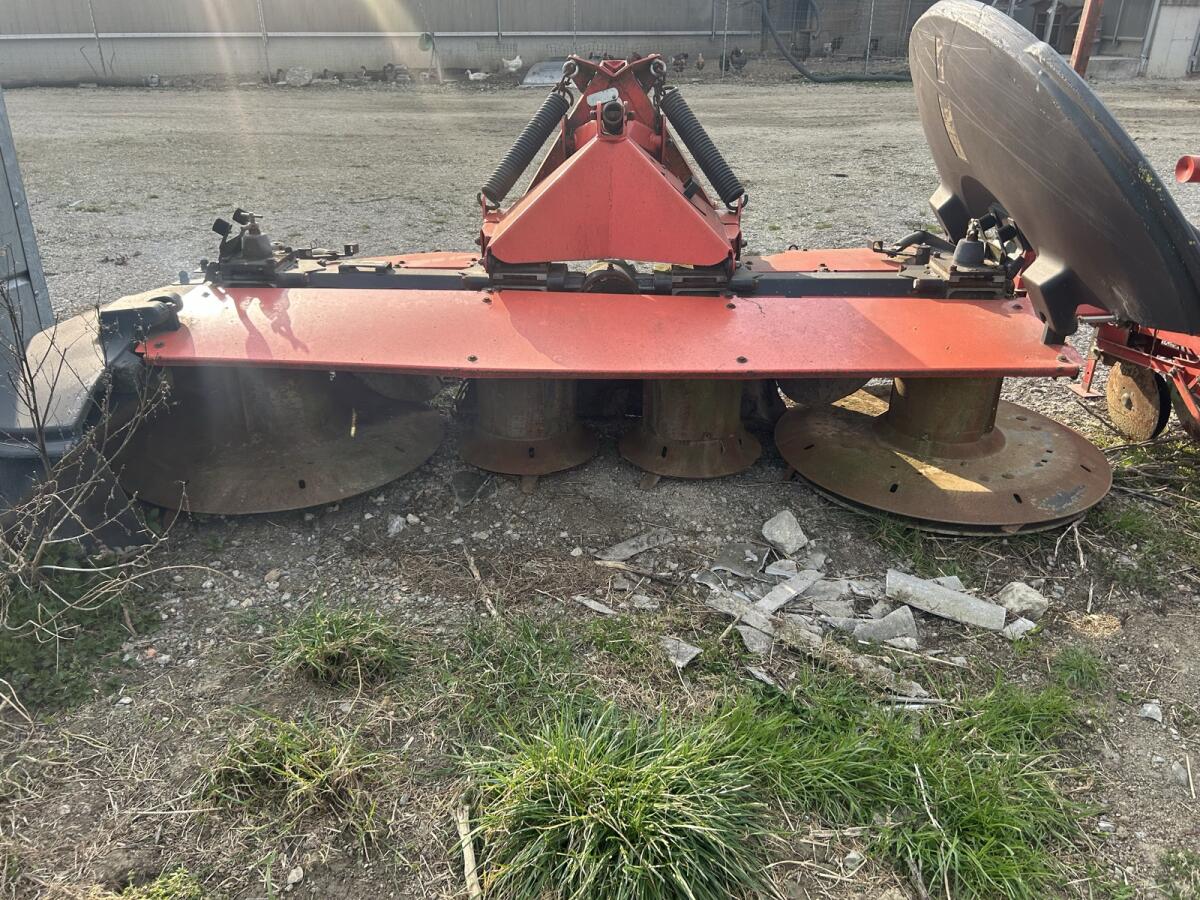 Kuhn PZ 320 2
