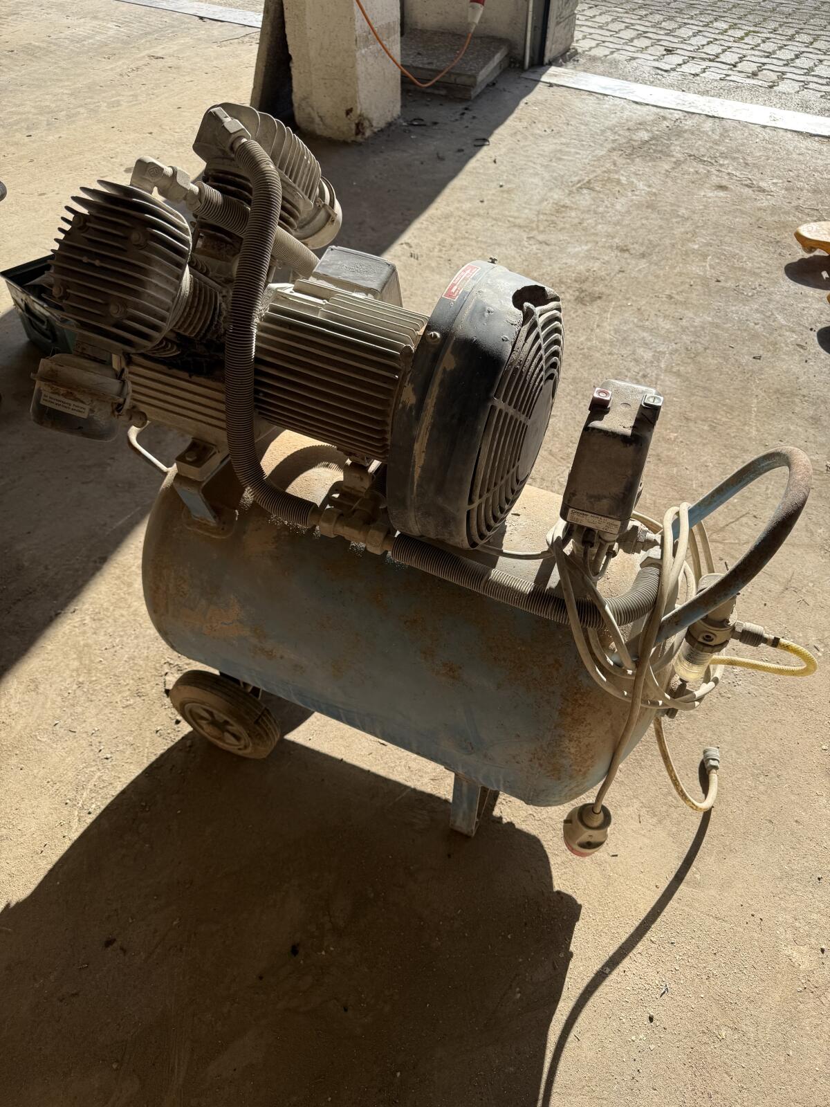 Kompressor Boss 7002 3