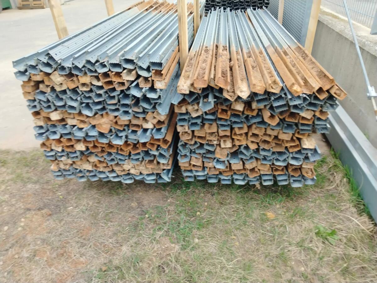 Weingarten Pfähle Voest 2