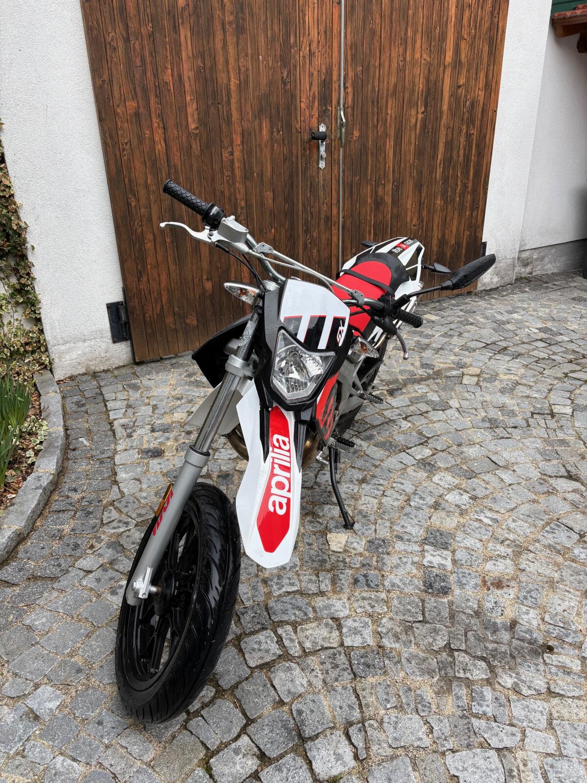 Aprilia SX50 3