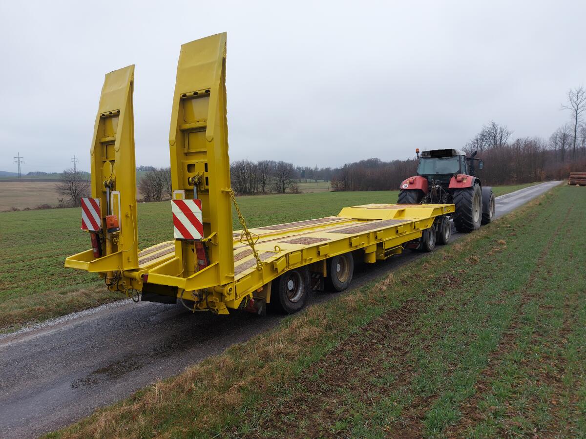 Schwarzmüller Tieflader 9 m 2