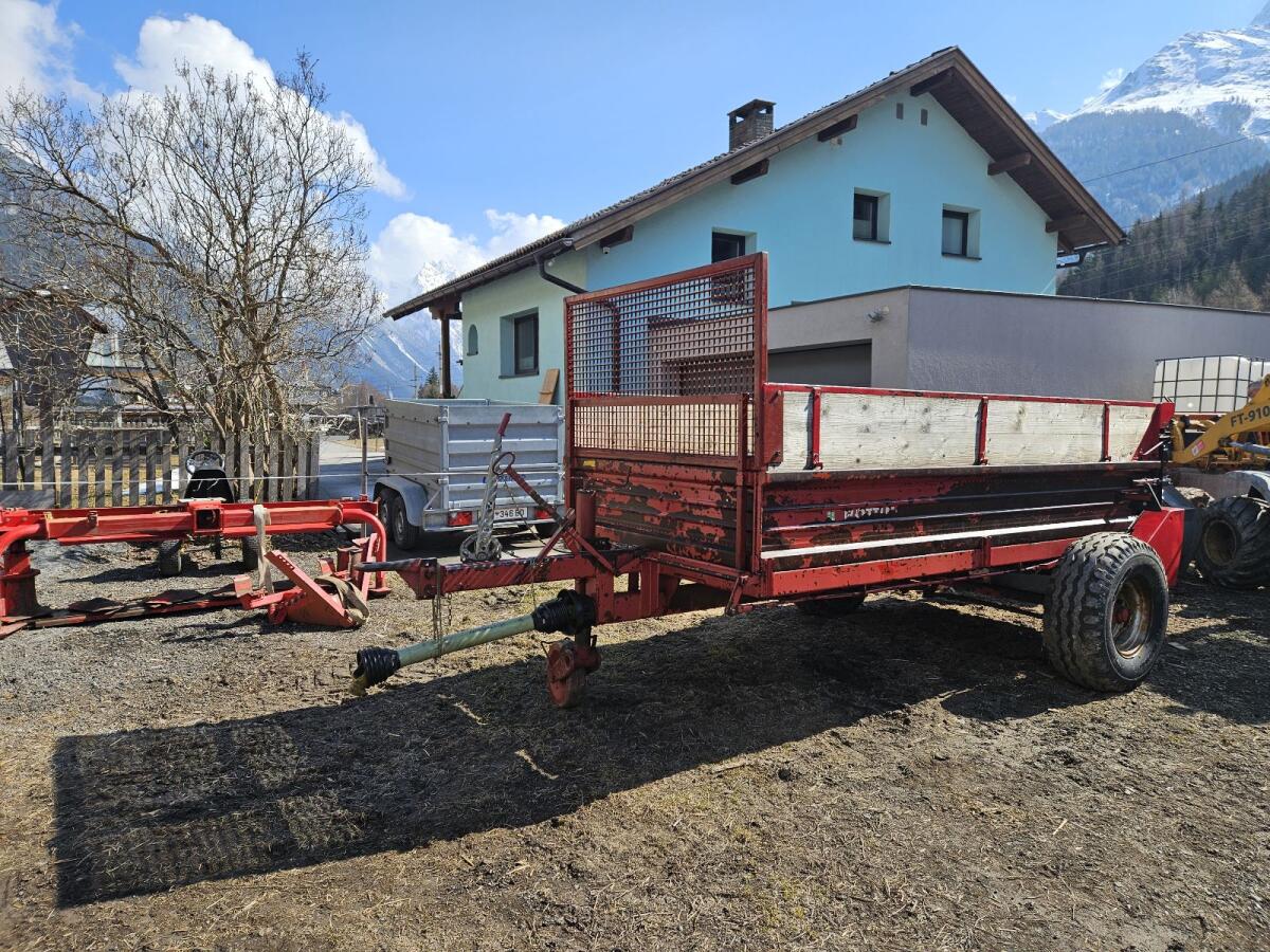 Miststreuer Pöttinger 3100B