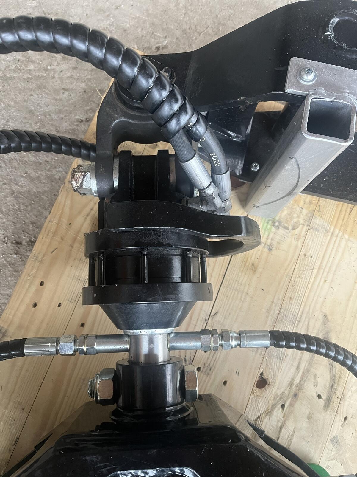 Holzgreifer für den Bagger 3