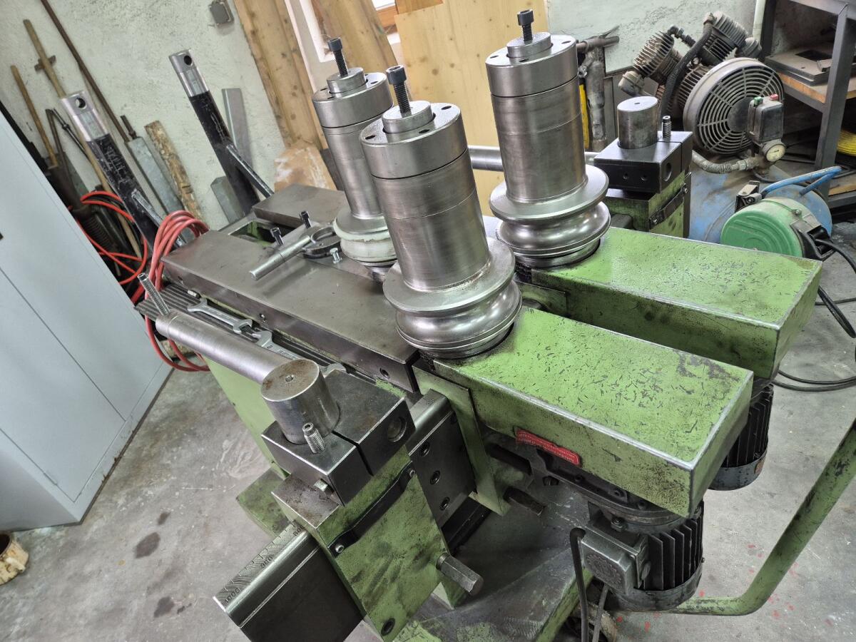 PBT 25 Profilbiegemaschine 3