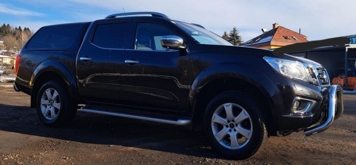 Nissan Navara 2