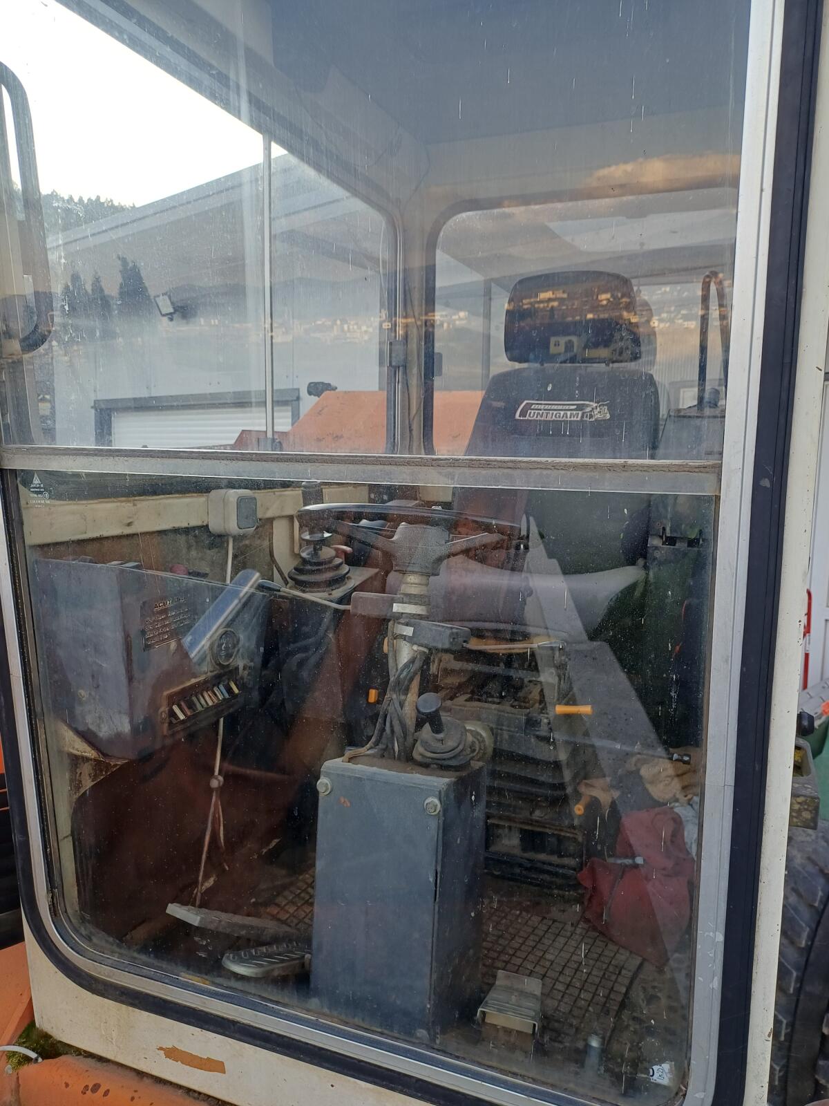 Bagger, Radbagger Shaef HML30, 9Tonnen 3