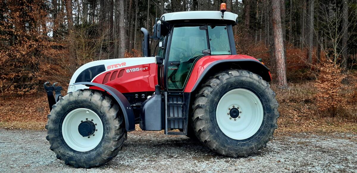 Steyr CVT 6195 Tier 3 2