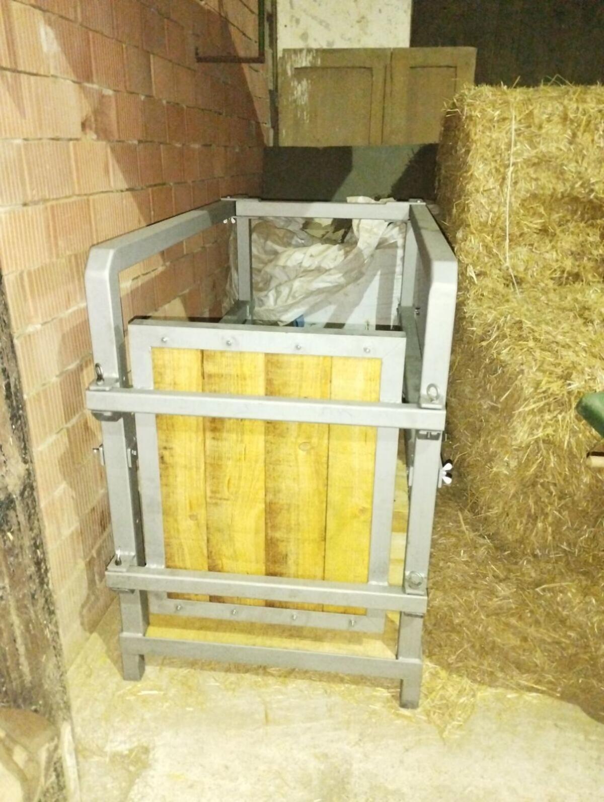 Pferde-Untersuchungsstand 3