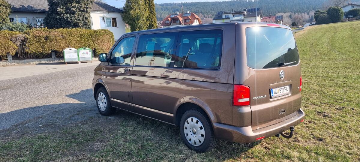 VW T5 Bus Caravelle 2