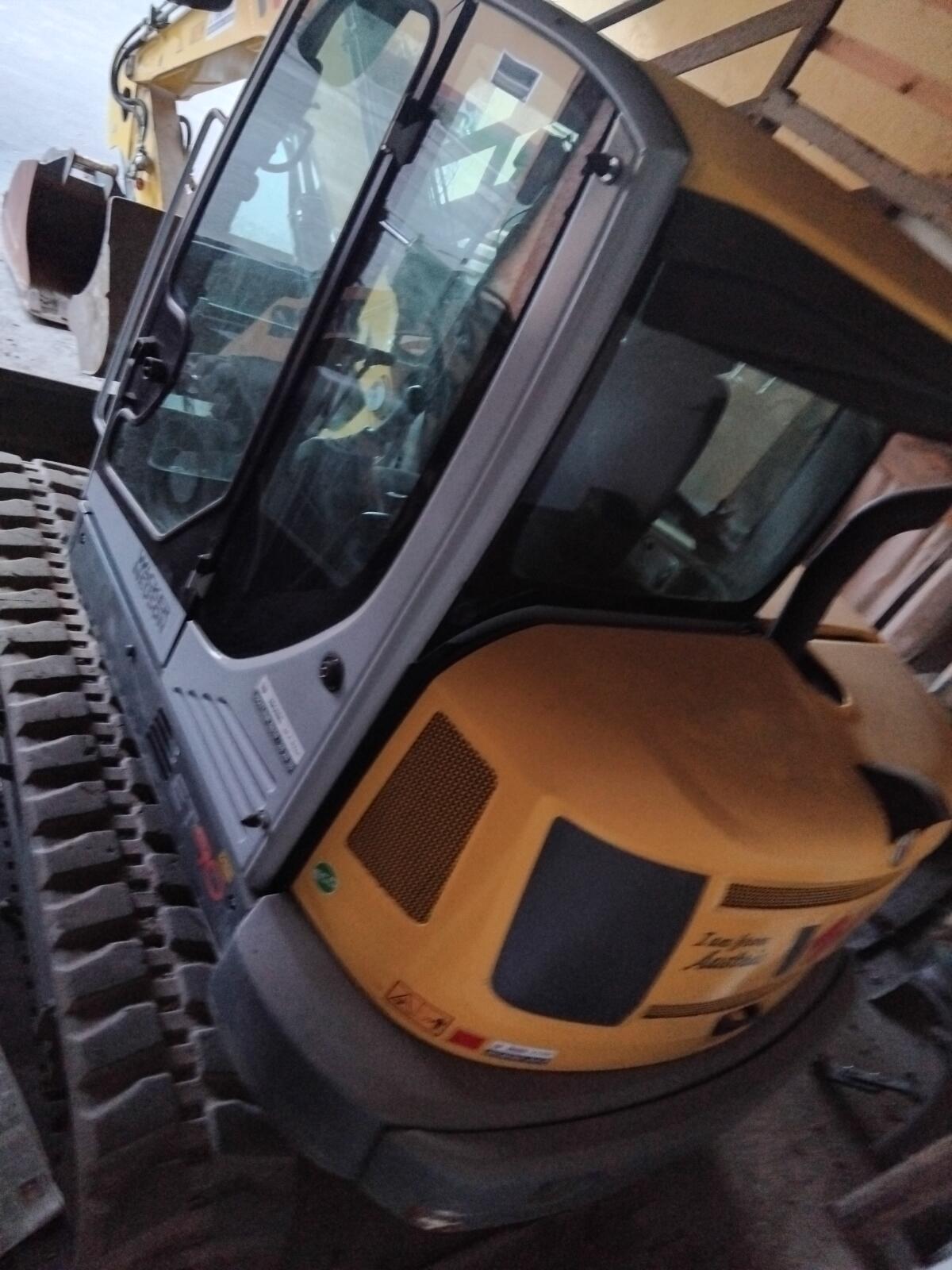 Bagger Wacker Neuson 3