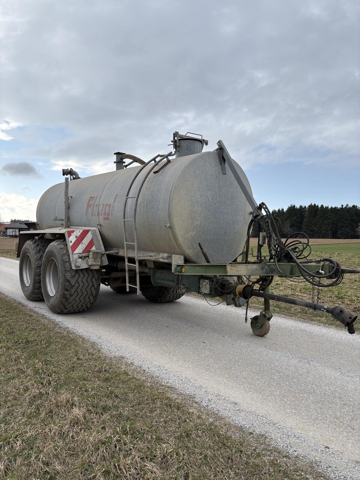 12m3 Fliegl Güllefass 2