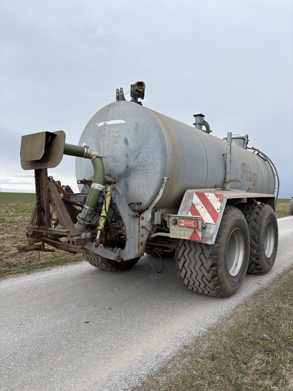 12m3 Fliegl Güllefass 3