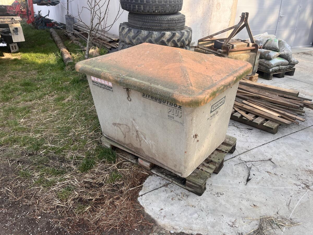 Chemo 700l Streugutbehälter 2