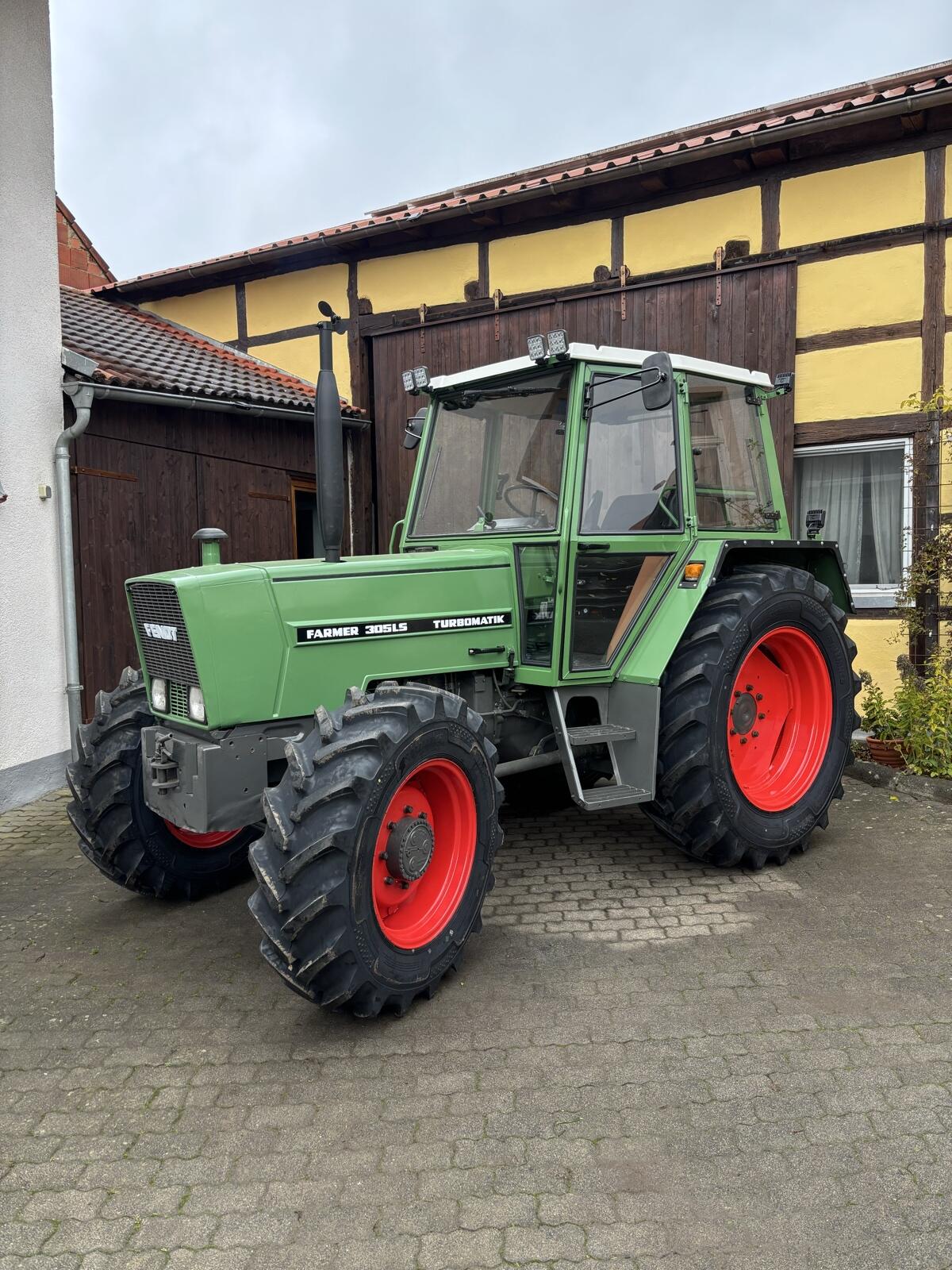 Fendt 305 LS 2