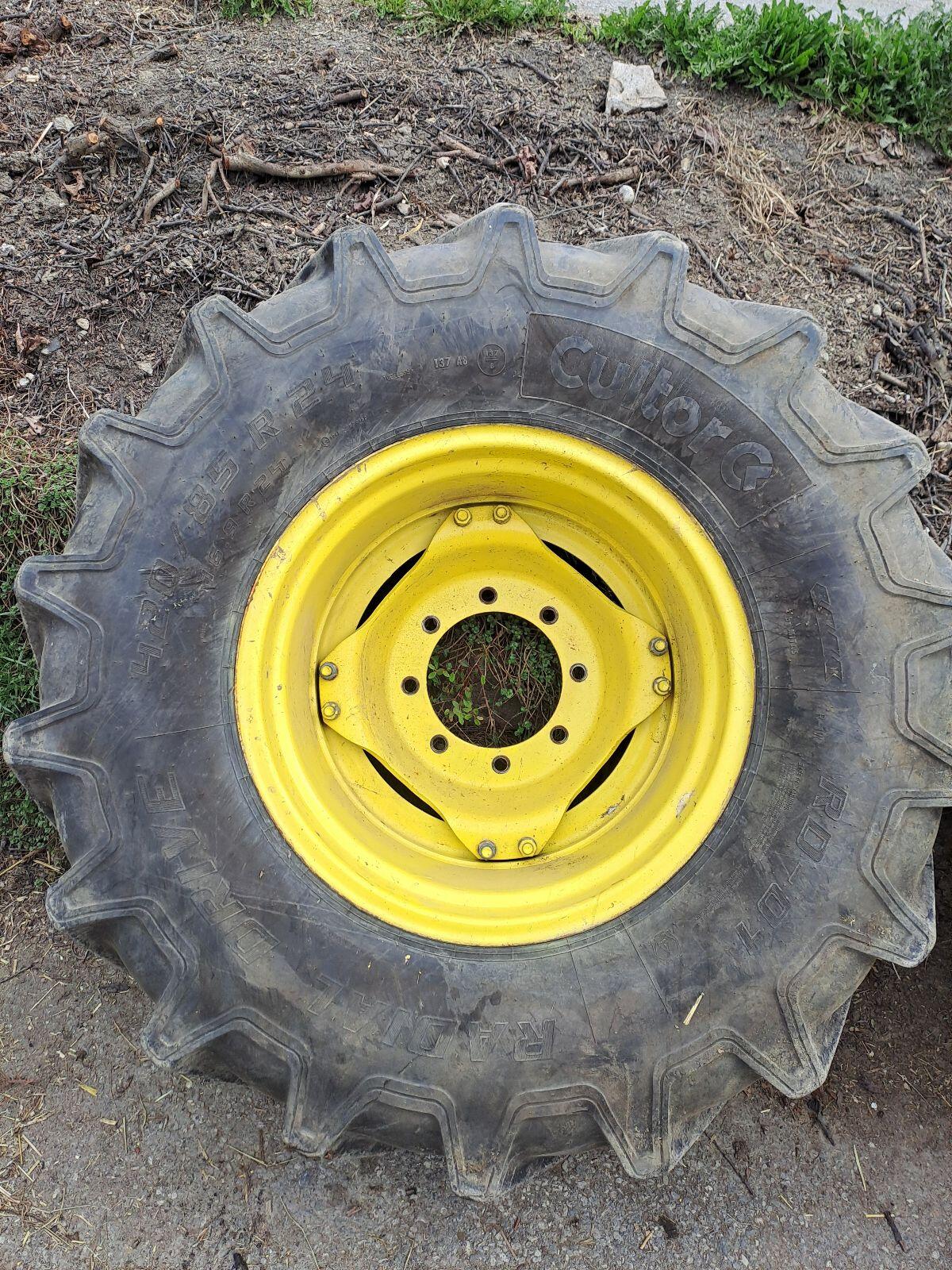 John Deere Kompletträder 3