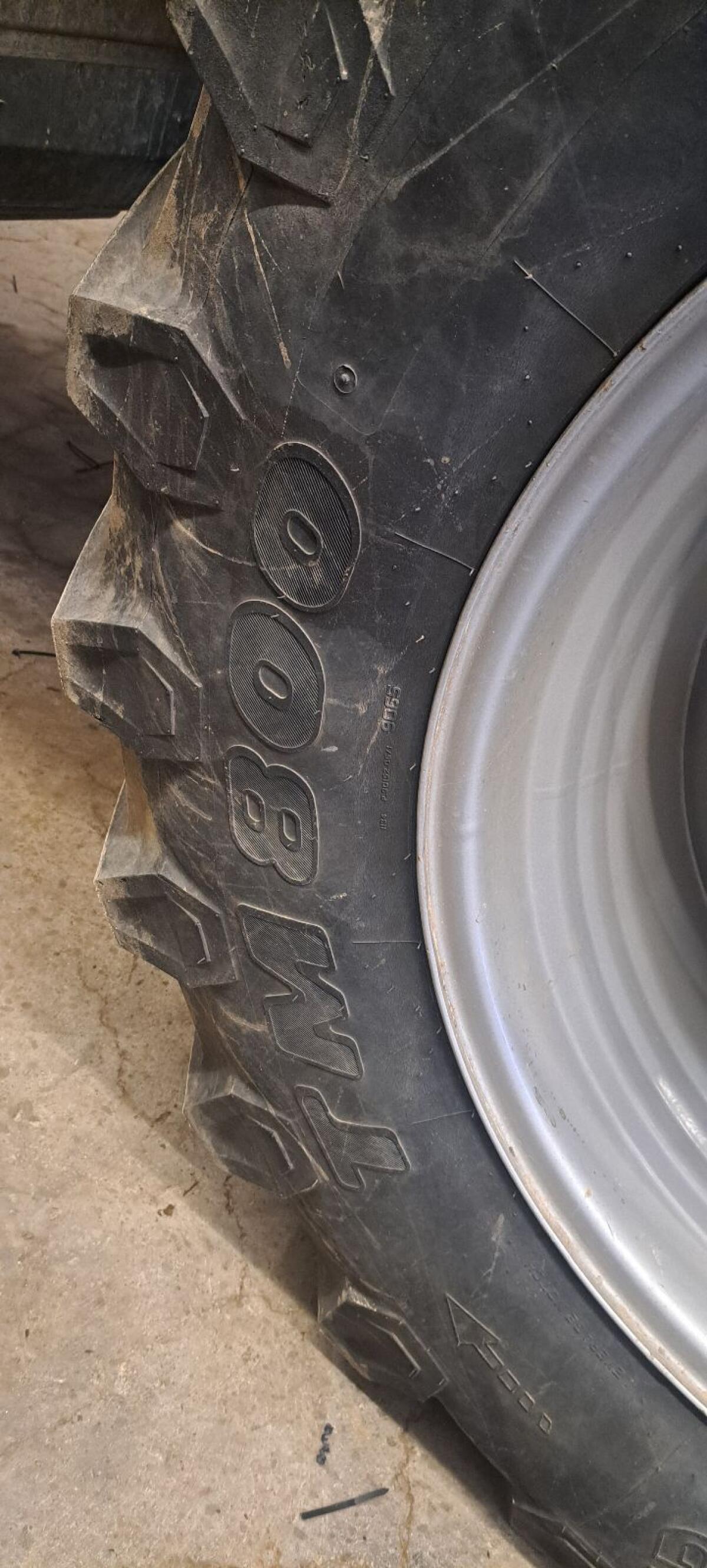 Trelleborg 540/65R30 3