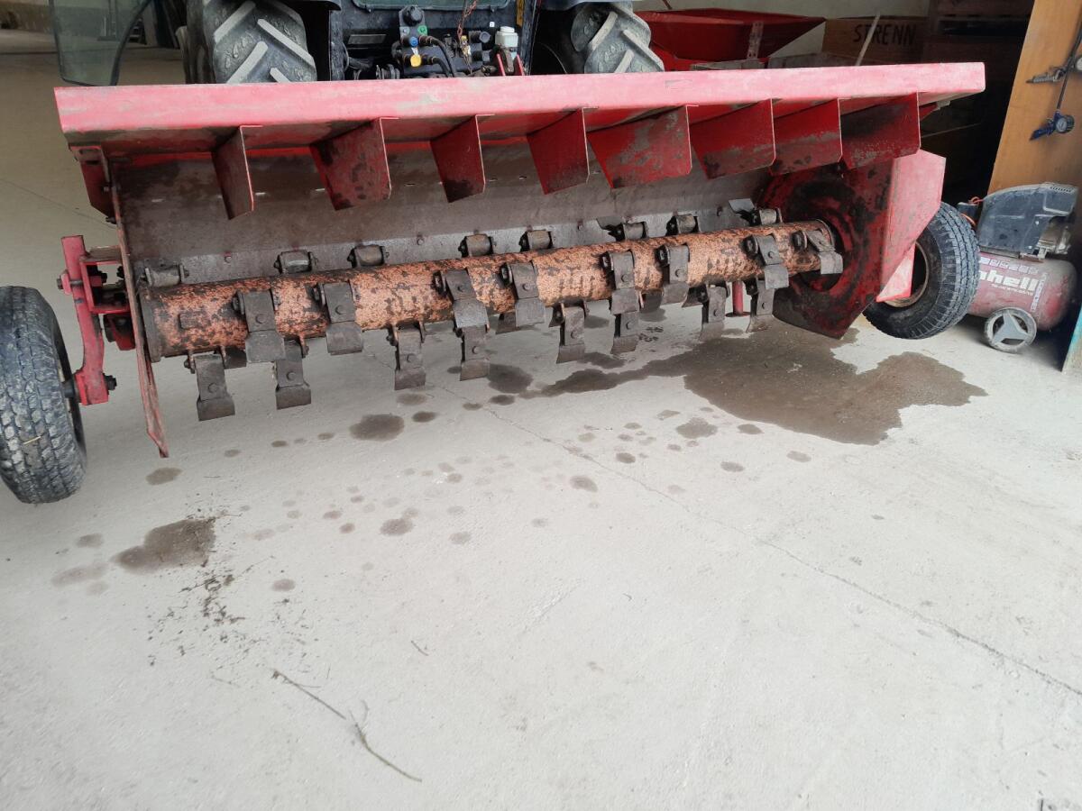 JF Häcksler SH 210 3