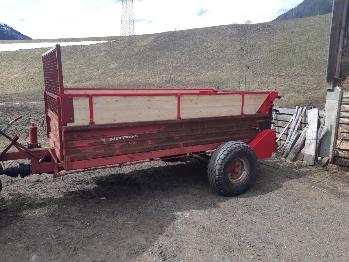 Miststreuer Pöttinger 3100B 2