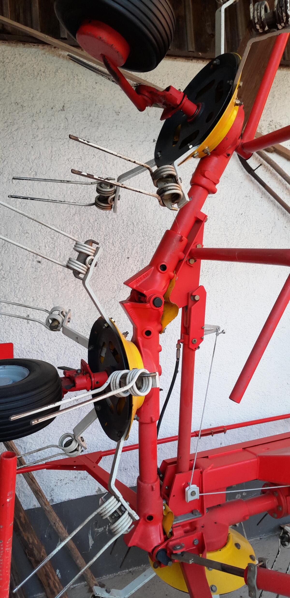 Pöttinger Kreiselheuer 61N 3