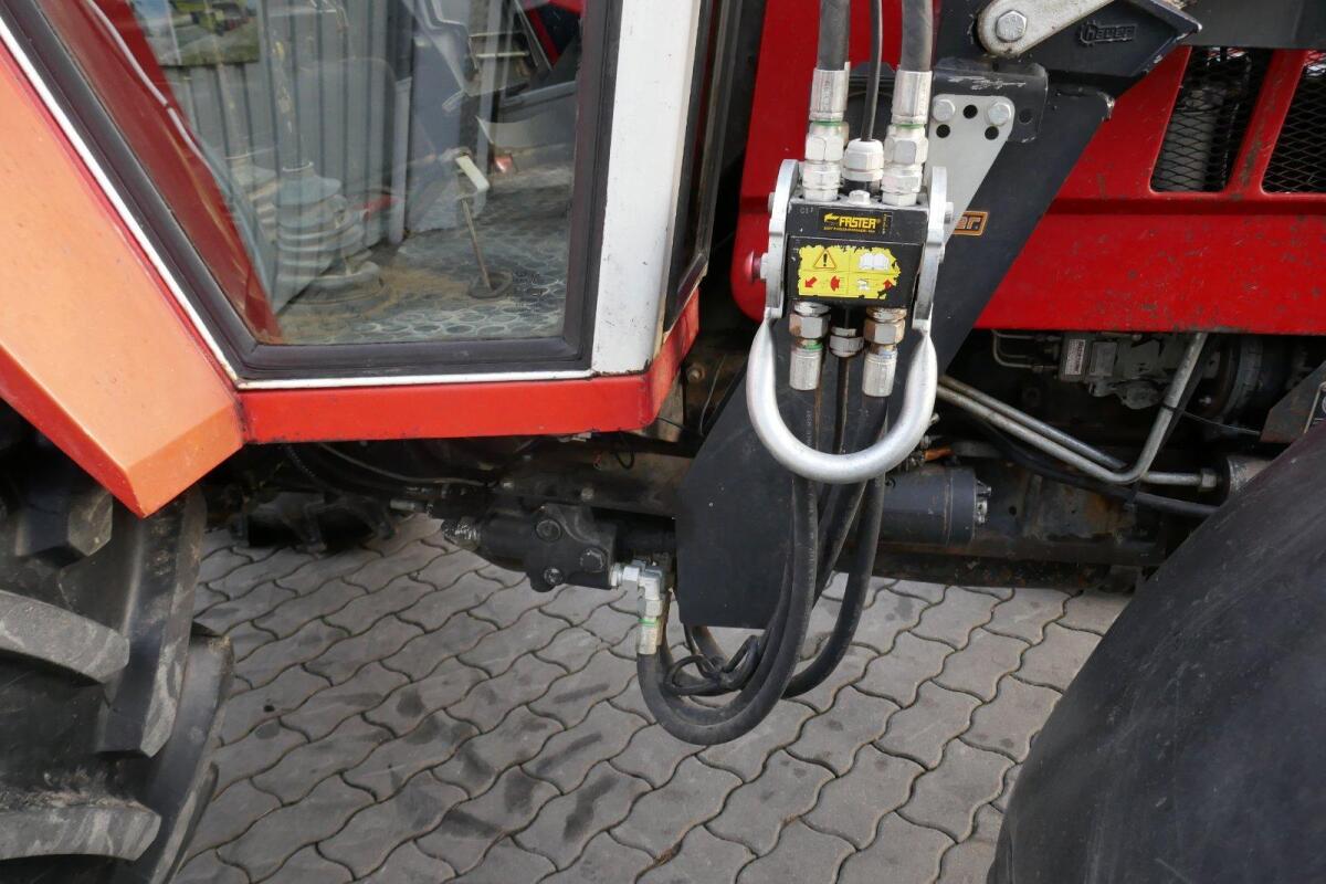 Steyr 8080 mit Frontlader 2