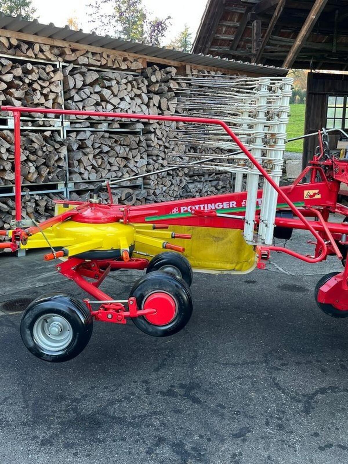 Pöttinger 380 N Schwader 2