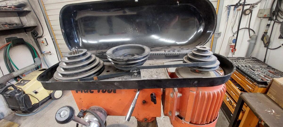 Ständerbohrmaschine Mac Tool 2
