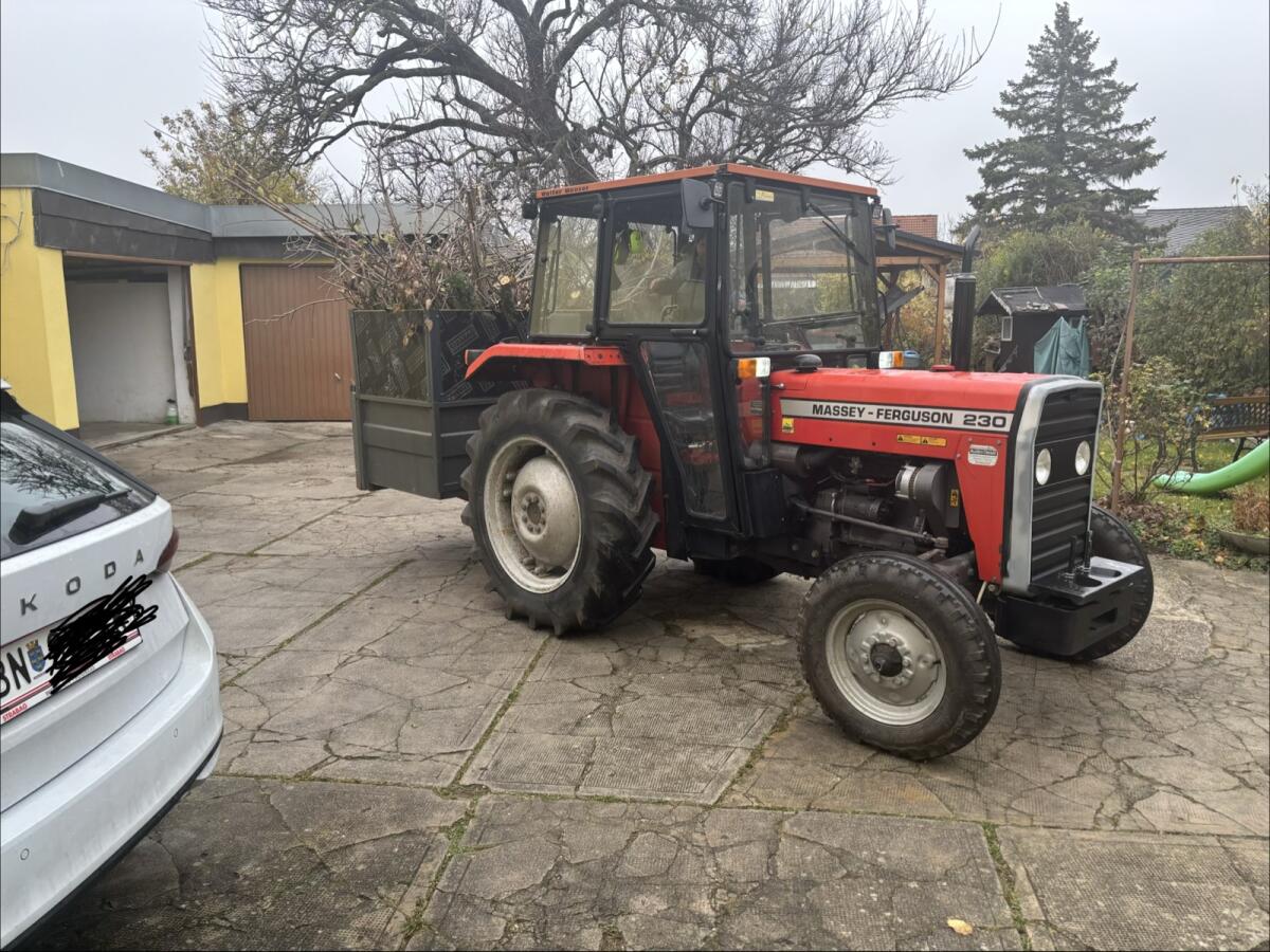 Massey Ferguson 230 2
