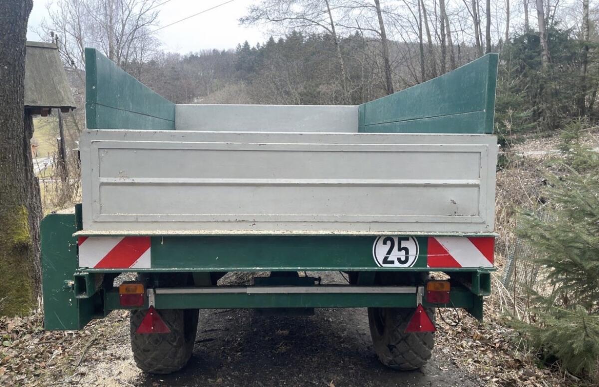 Traktor Anhänger 2