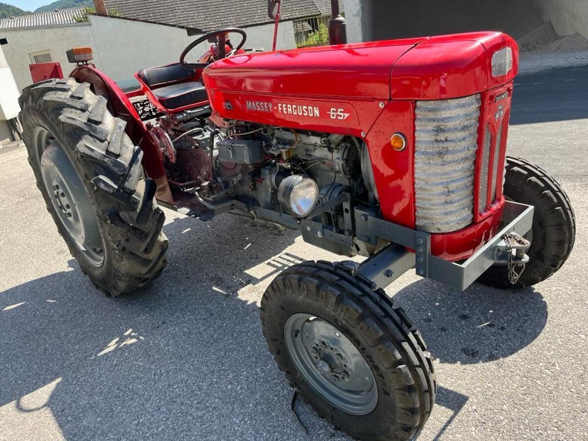 Massey Ferguson 65 Mark II 3