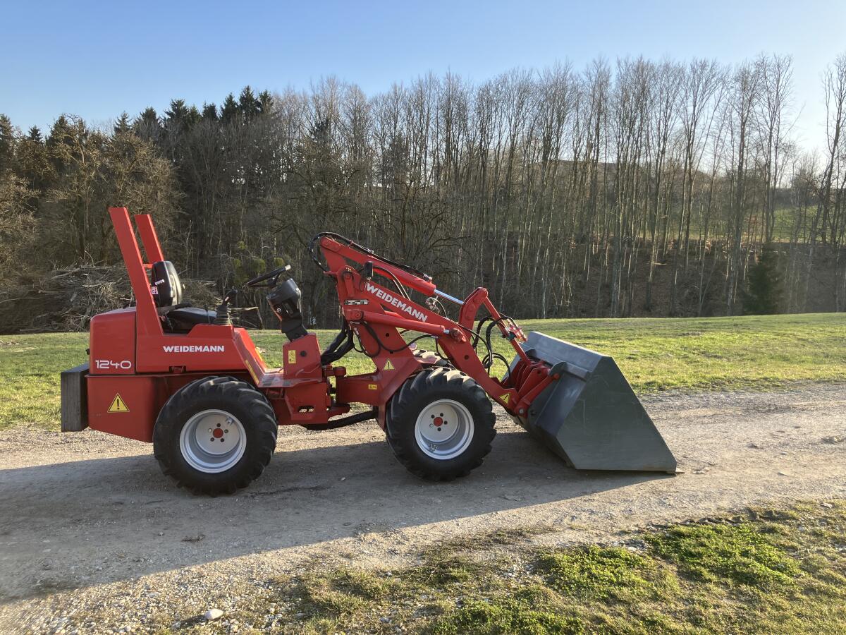 Weidemann 1240 P33 2