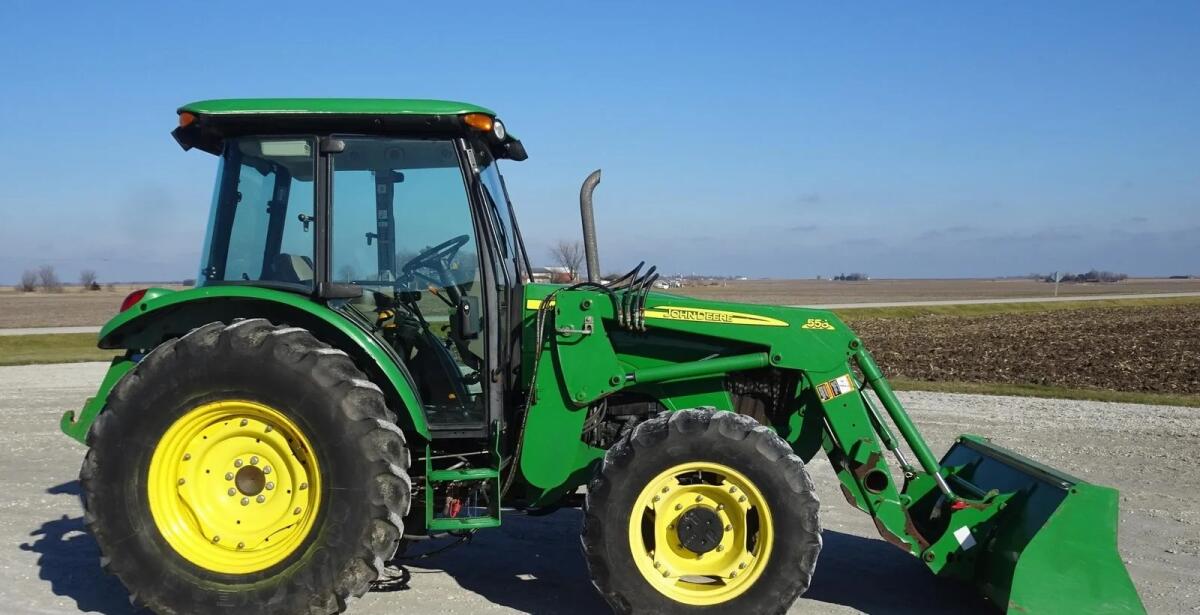 John Deere 5093 E 3